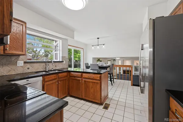 5830 W 73rd AVE, Arvada, CO 80003
