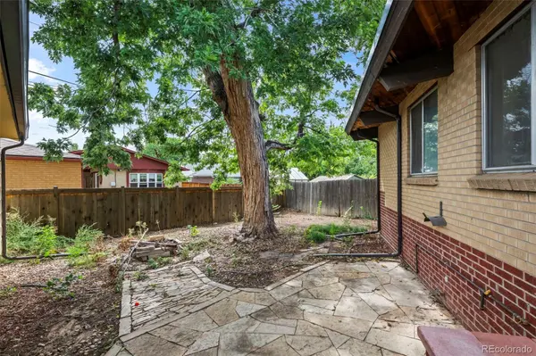 4698 E Mexico AVE, Denver, CO 80222