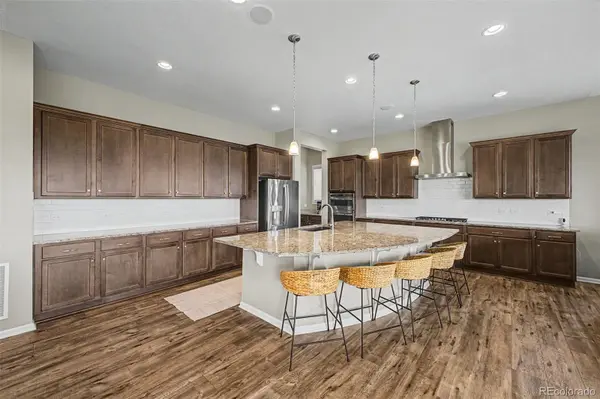 914 Flora View DR, Erie, CO 80516
