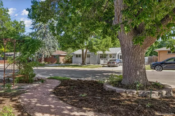 3485 W Powers PL, Littleton, CO 80123