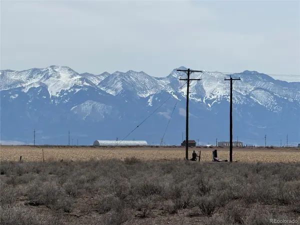 01 CR D.875, Center, CO 81125
