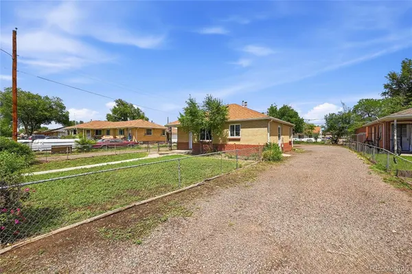 6096 Olive ST, Commerce City, CO 80022