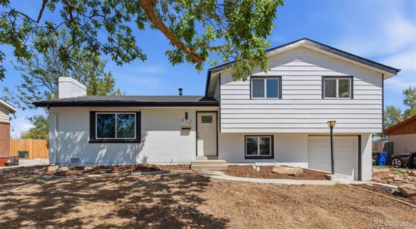 672 Elkhart ST, Aurora, CO 80011