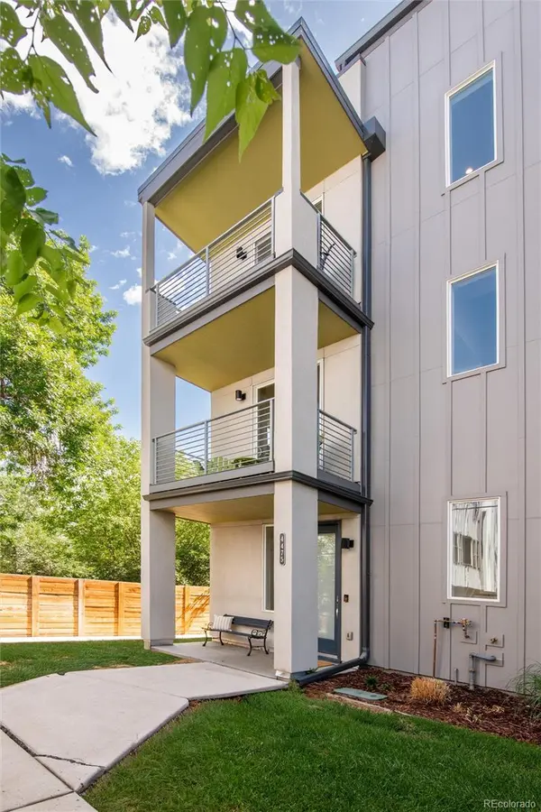 4475 E Warren AVE, Denver, CO 80222