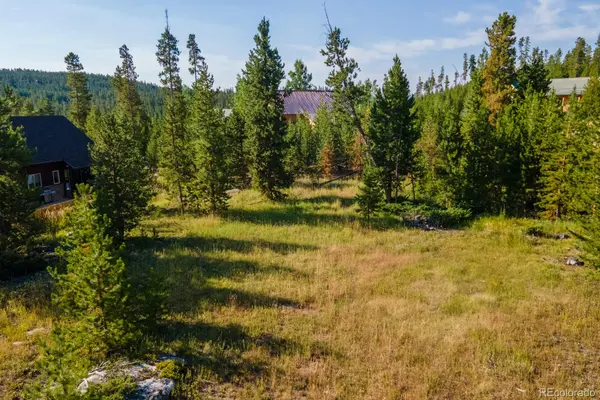 34 Rocky Mountain LN, Grand Lake, CO 80447
