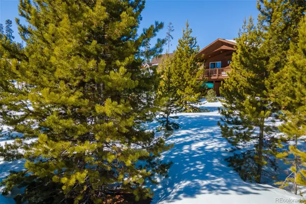 34 Rocky Mountain LN, Grand Lake, CO 80447