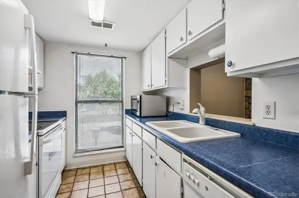 9887 E Peakview AVE #F07, Englewood, CO 80111