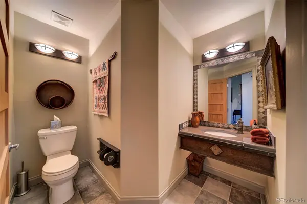 105 Aberdeen Bluff, Pueblo, CO 81004