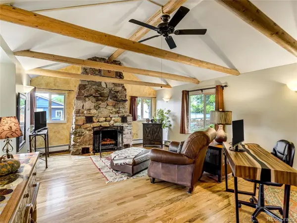 902 High RD, Manitou Springs, CO 80829