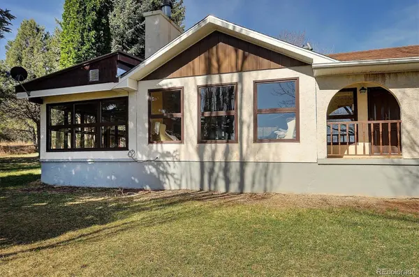 762 Leprechaun LN, Howard, CO 81233