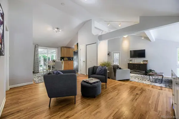 3400 E Nielsen LN, Denver, CO 80210
