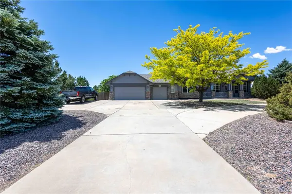 49240 Antelope DR, Bennett, CO 80102