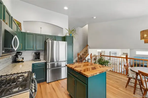 10564 Ursula ST, Commerce City, CO 80022