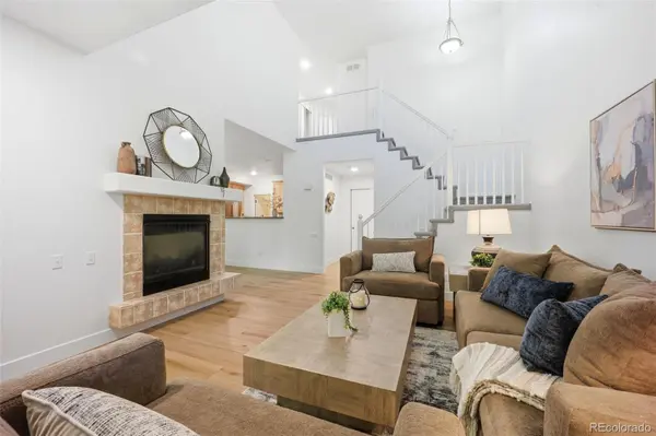 8853 Edinburgh CIR, Highlands Ranch, CO 80129