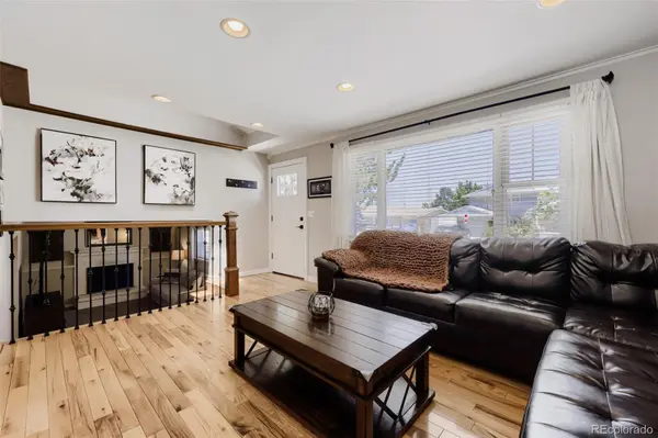6221 S Ash CIR, Centennial, CO 80121