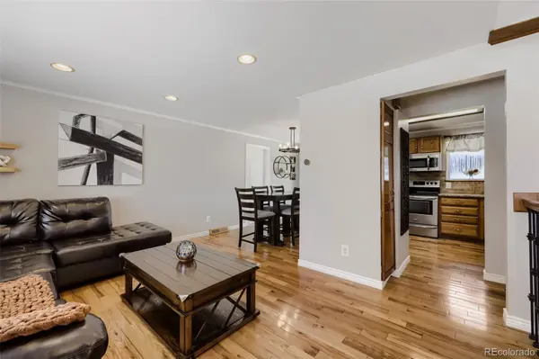 6221 S Ash CIR, Centennial, CO 80121