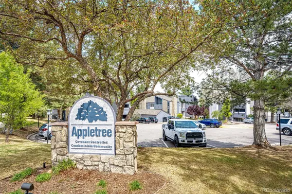 9837 E Peakview AVE #D11, Englewood, CO 80111
