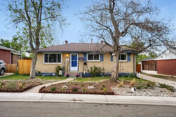 3173 W Farmdale RD, Englewood, CO 80110