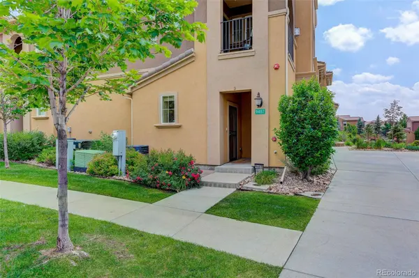 9487 Loggia ST #D, Littleton, CO 80126