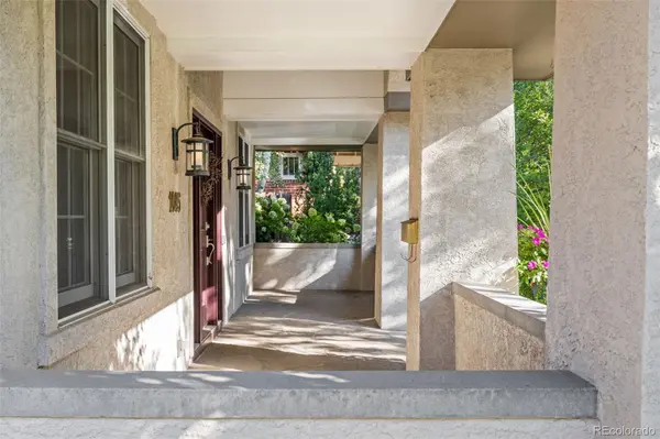 1085 S Vine ST, Denver, CO 80209
