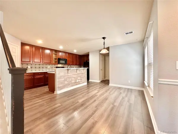 11833 Oak Hill WAY #D, Commerce City, CO 80640