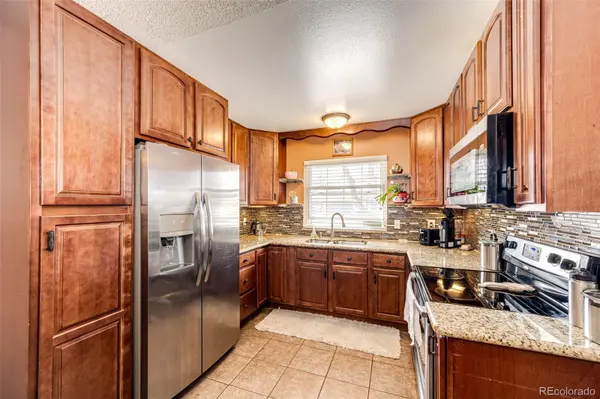 20571 E Coolidge PL, Aurora, CO 80011
