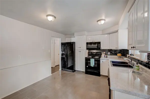 6252 Pierson CT, Arvada, CO 80004