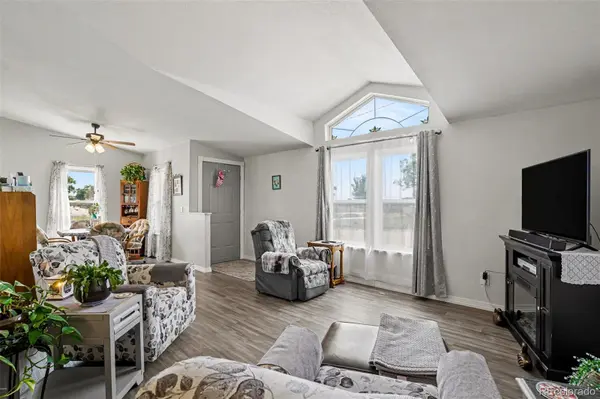 75 W Crawford AVE, Keenesburg, CO 80643
