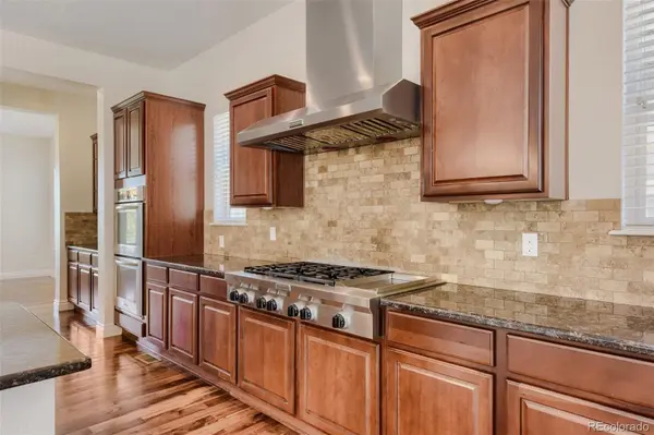 10262 Greentrail CIR, Lone Tree, CO 80124