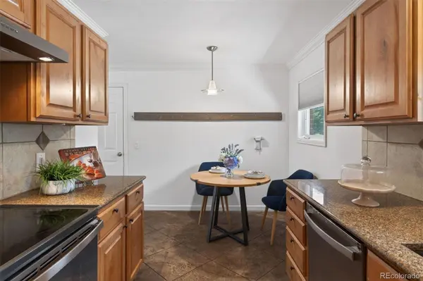 7862 S Vine ST, Centennial, CO 80122