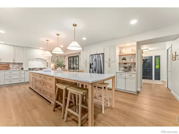 3337 Pineridge PL, Fort Collins, CO 80525