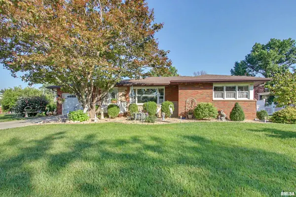 3931 HOLIDAY DR, Quincy, IL 62301