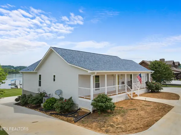 1114 Lake Ridge Drive, Dandridge, TN 37725