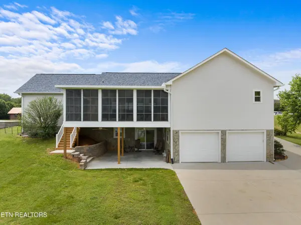 1114 Lake Ridge Drive, Dandridge, TN 37725