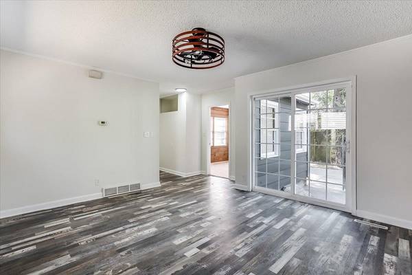 515 N Flora, Wichita, KS 67212