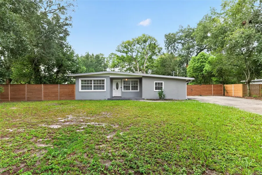 1421 NE 17TH AVE, Gainesville, FL 32609