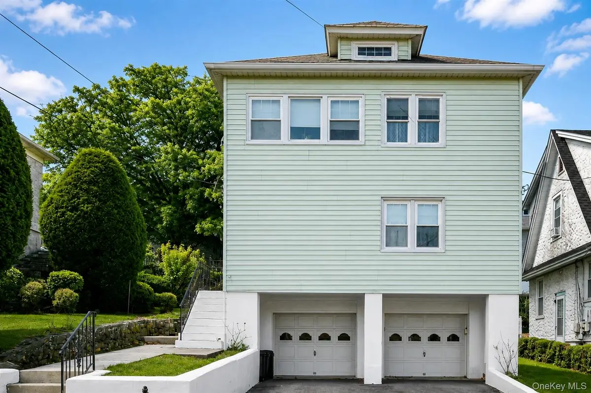 42 Crestview ST #2, New Rochelle, NY 10801