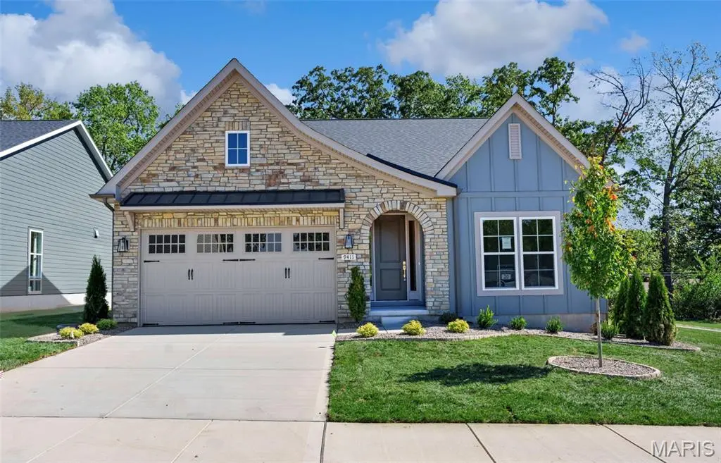 9411 Gates Manor CT, Sunset Hills, MO 63126