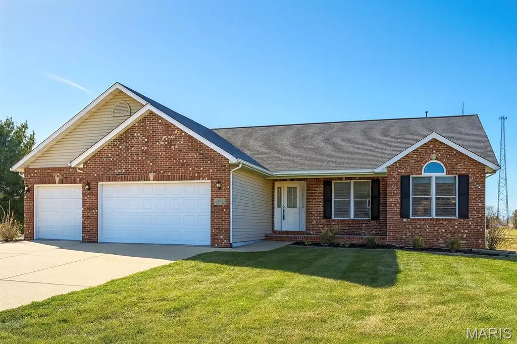 421 Trotter DR, Hamel, IL 62046
