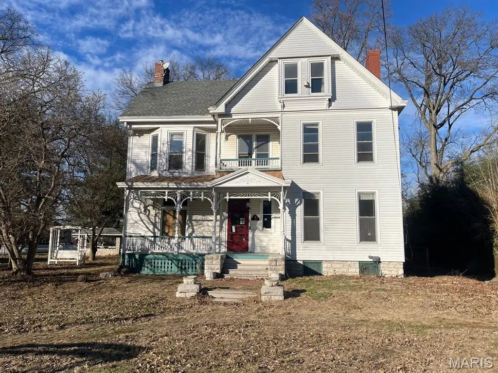 810 Grove ST, Alton, IL 62002
