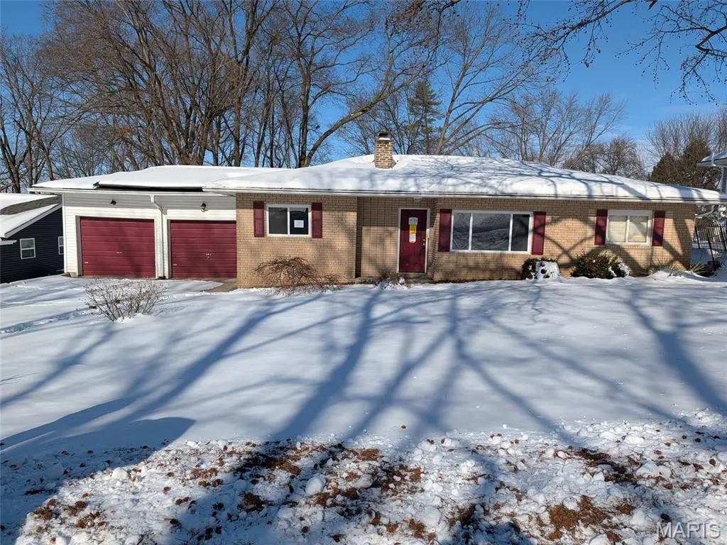 56 Judy DR, St Charles, MO 63301
