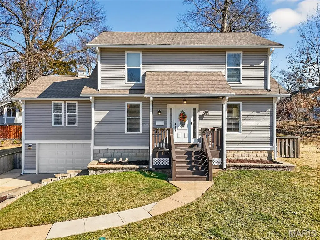 1330 Drayton AVE, Webster Groves, MO 63119