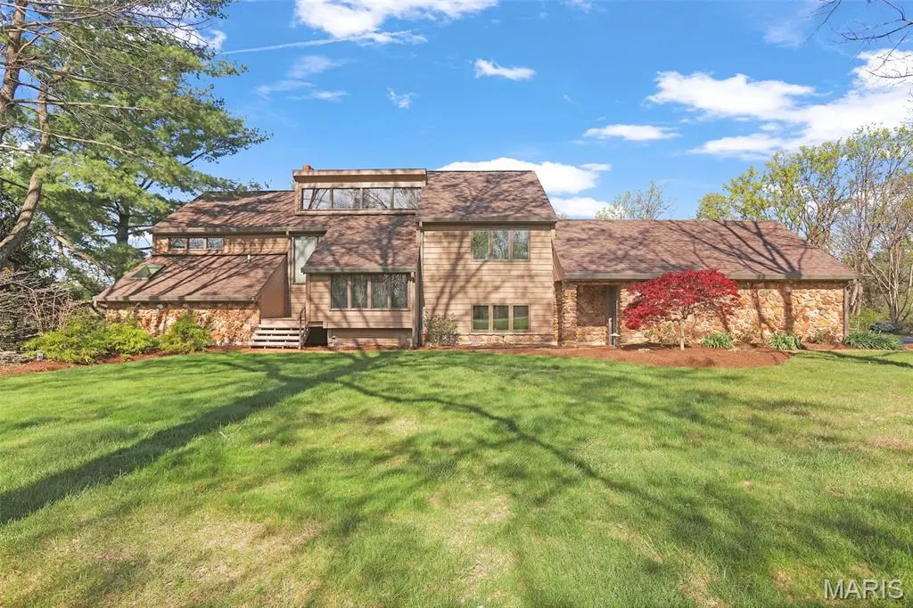 217 Creek Bottom RD, Labadie, MO 63055