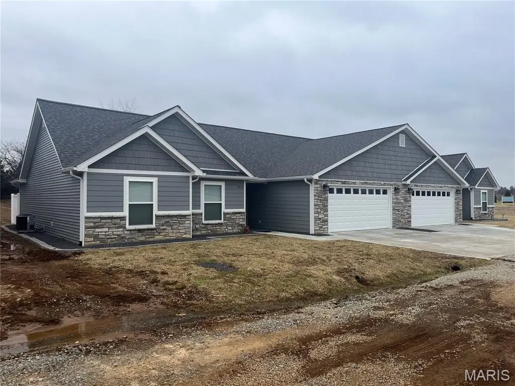 8 Ivy Lane, Fredericktown, MO 63645