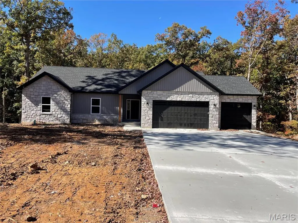 121 Hickory Heits CT, Moscow Mills, MO 63362
