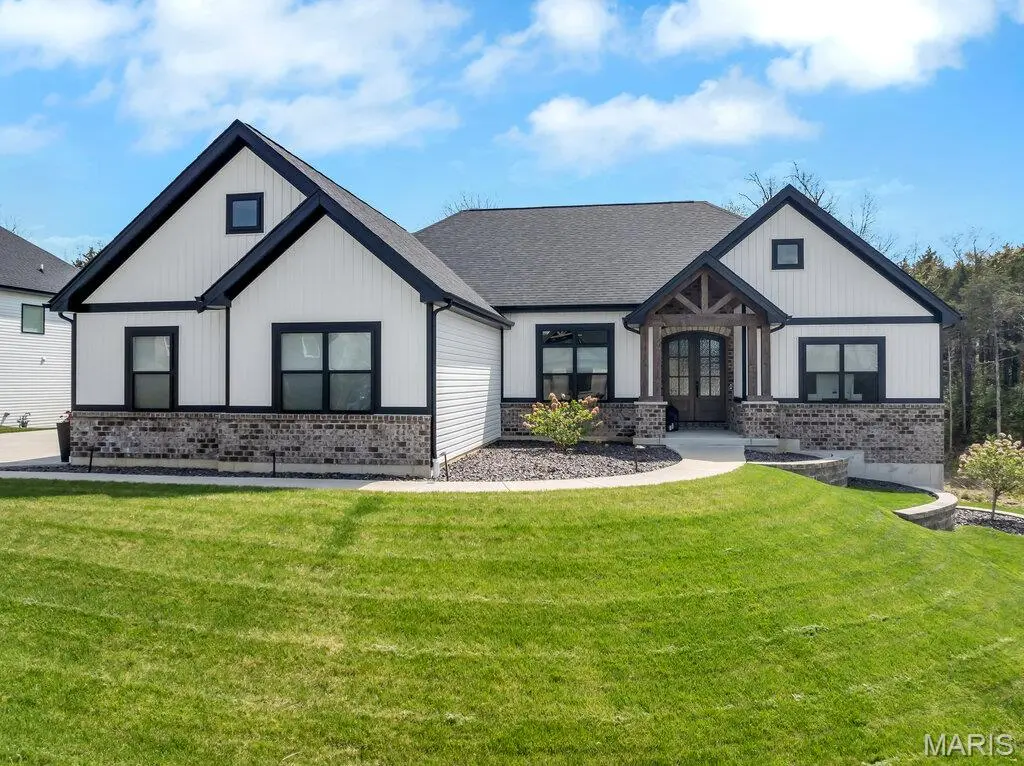 504 Hawthorne Ridge CT, Foristell, MO 63348