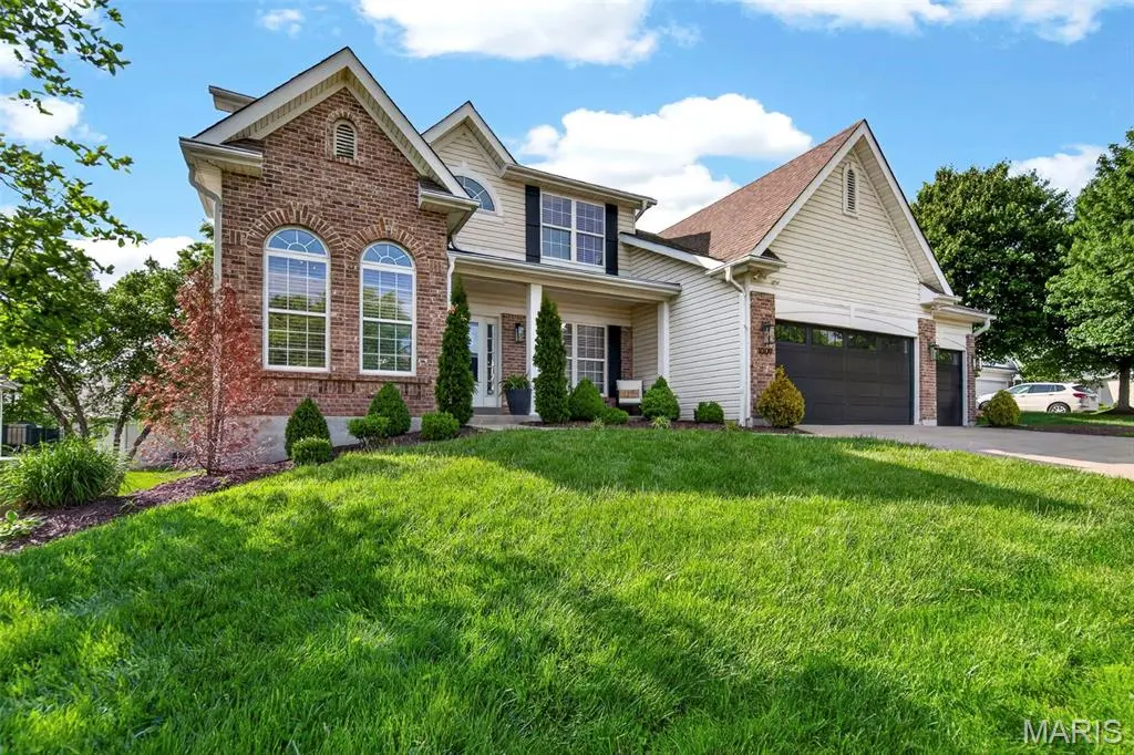1009 Speckledwood Manor CT, Chesterfield, MO 63017