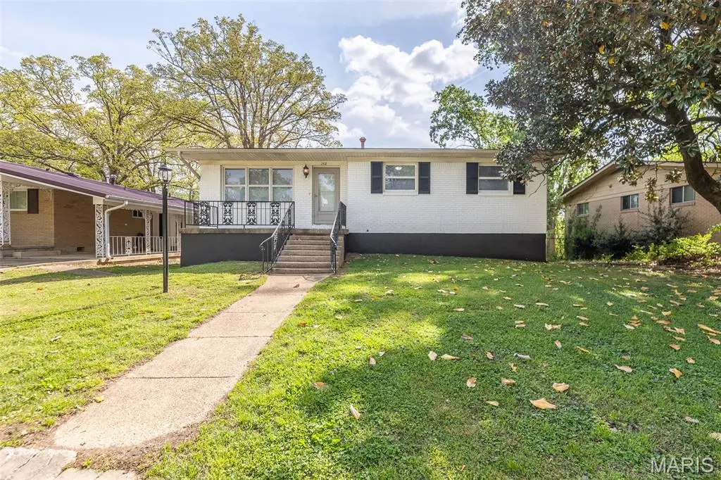 1418 Woodland DR, Poplar Bluff, MO 63901