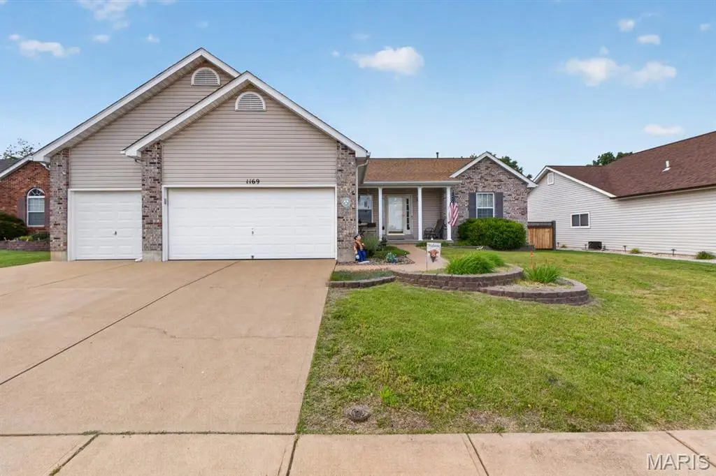 1169 Hickory Ridge TRL, Arnold, MO 63010