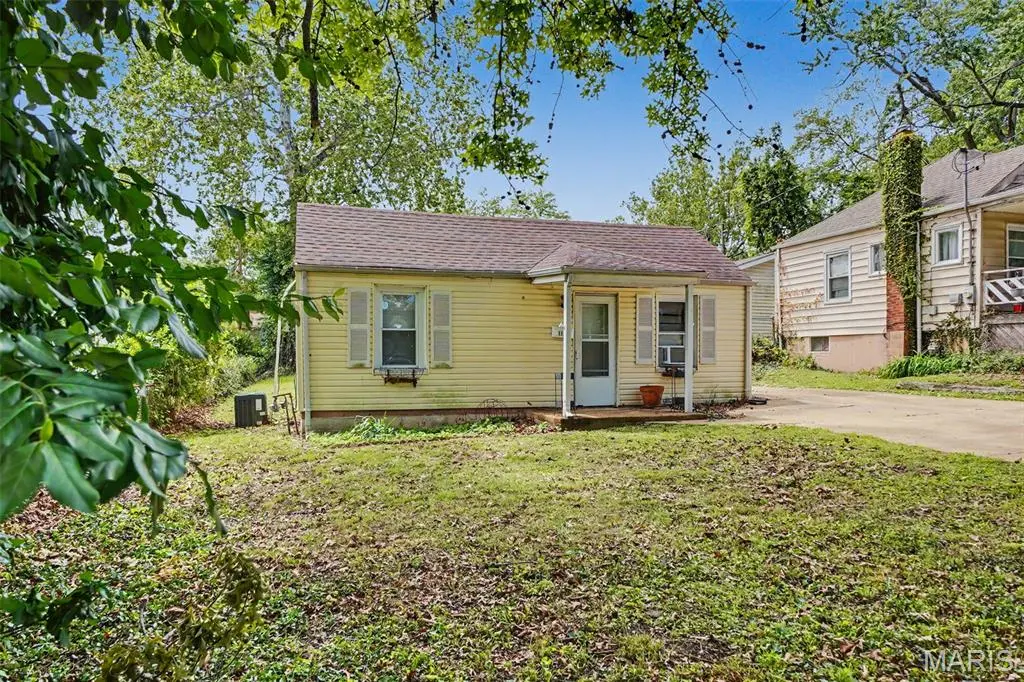 11108 Bernice AVE, St Ann, MO 63074